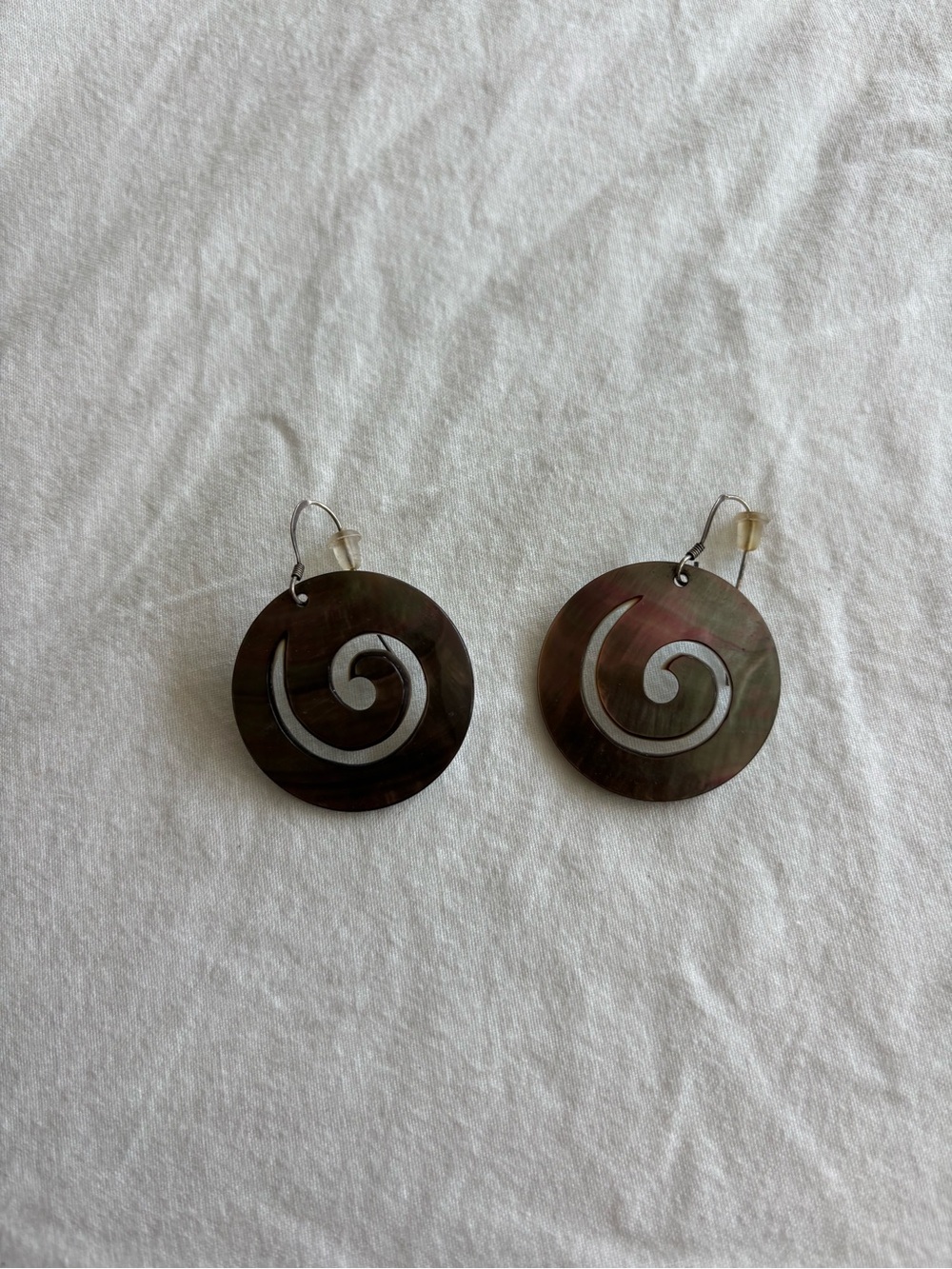 Hawaiian pearl spiral earrings